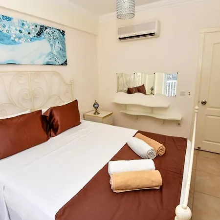 Willa Maya The Royal Links Sarıgerme